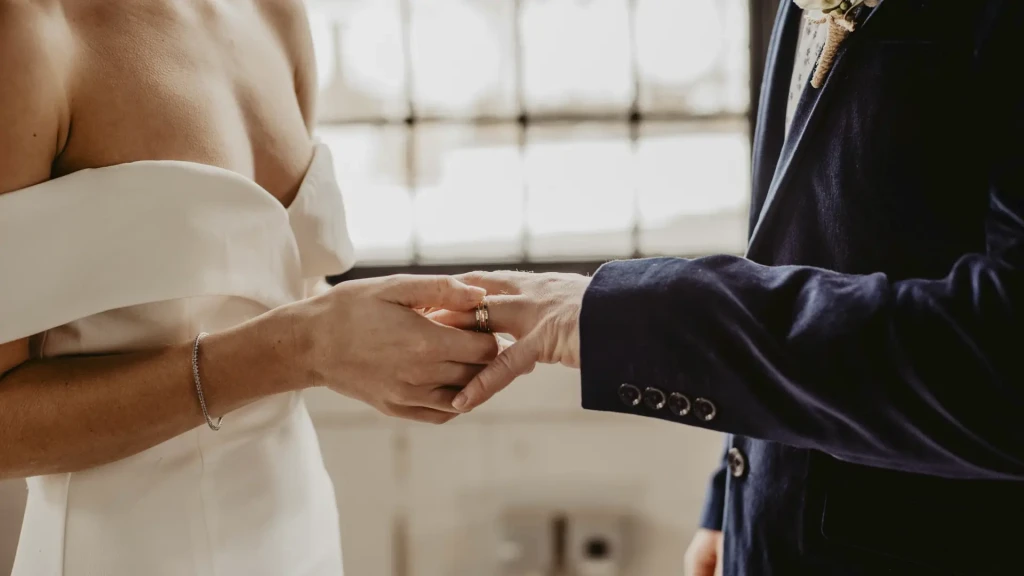 Pexels emma bauso 2253838 min scaled 16x9